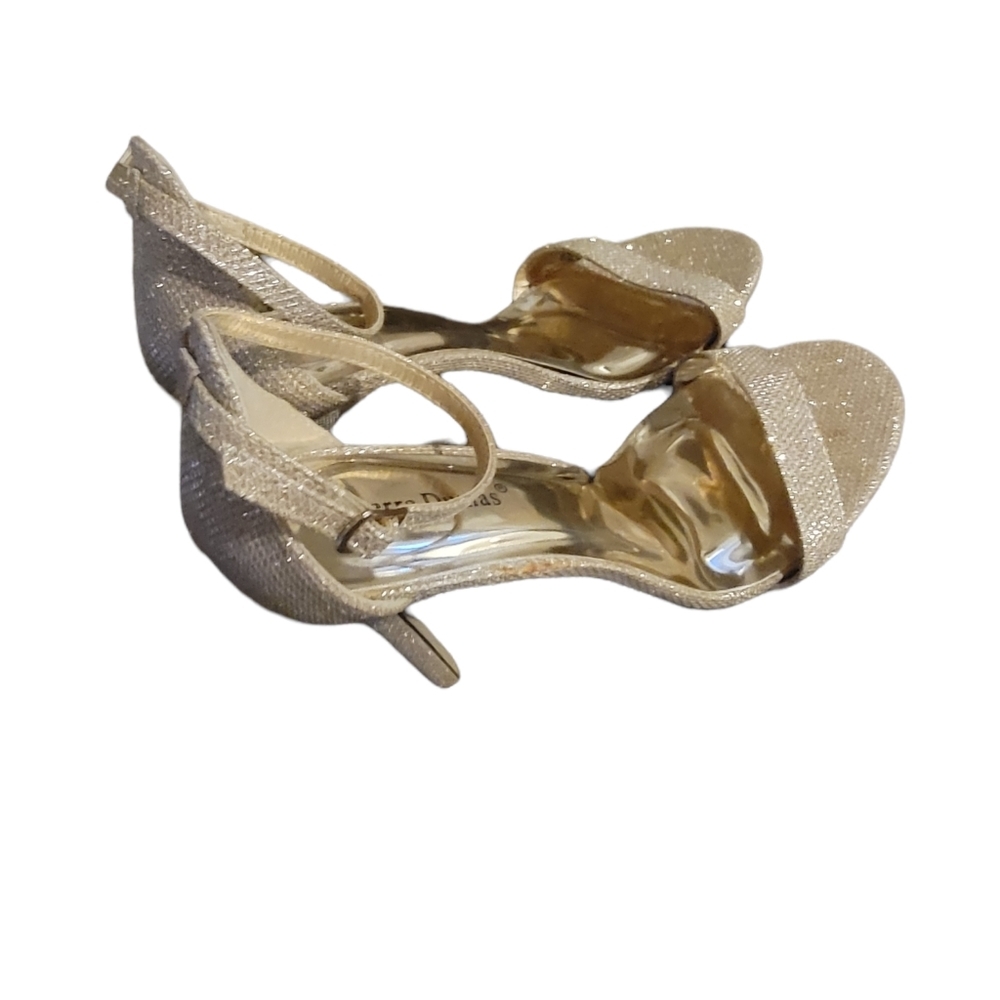 Pierre Dumas Gold Heels